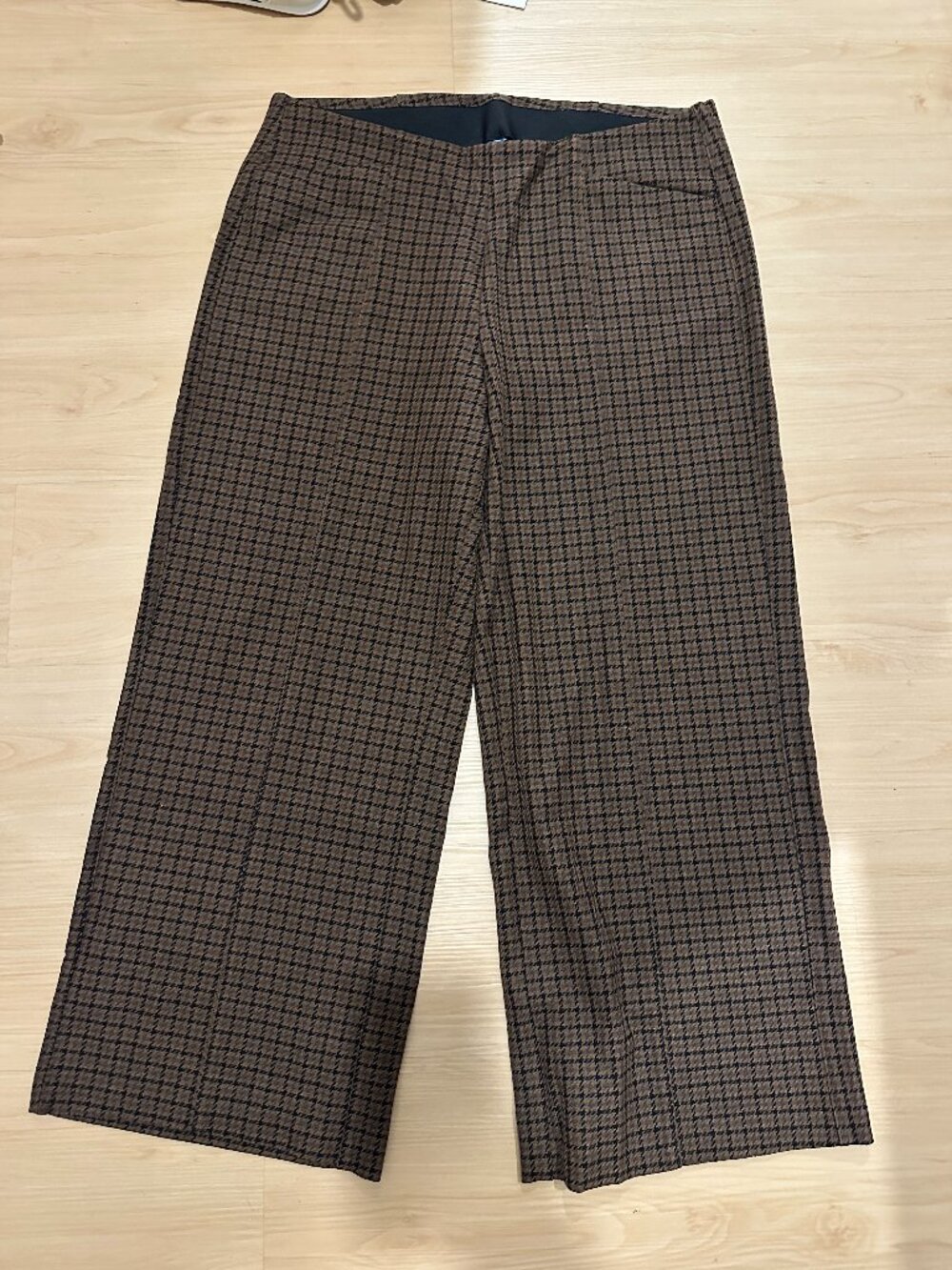 Wide Leg Houndstooth Pixie Pants